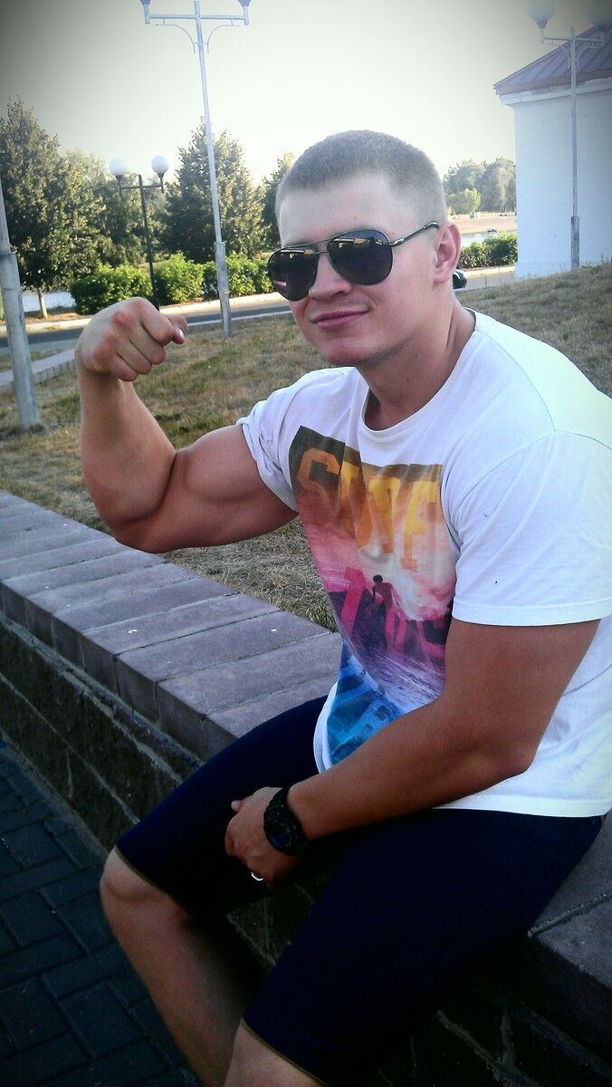 6612275  ALex, 32 ,    