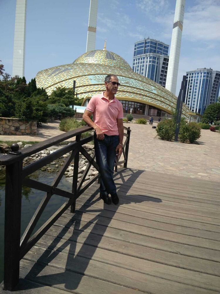  53797495  Alex, 52 ,    Antwerp
