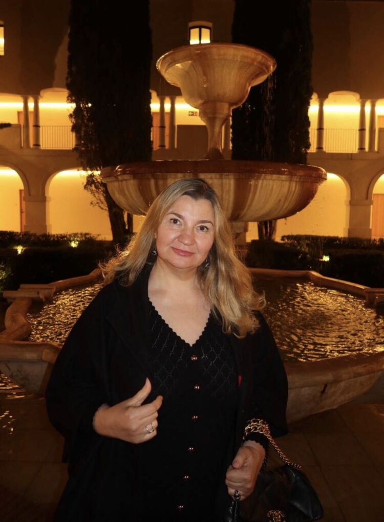 ���������� ������, ���� ������� Elena, 51 ���, ������������ ��� c�������� ���������