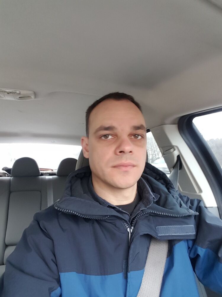  ,   Rostyslav, 40 ,   