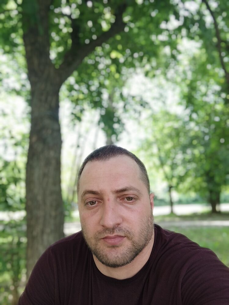  52704695  Farid, 33 ,    