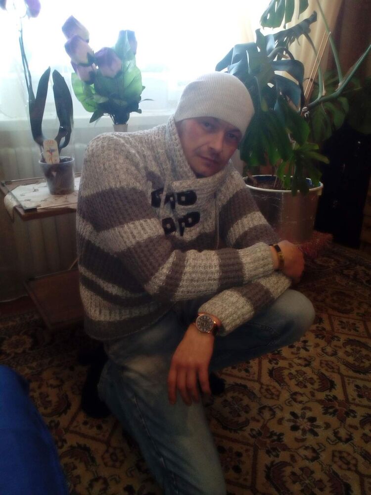  ,   Garik, 44 ,   ,   , c 