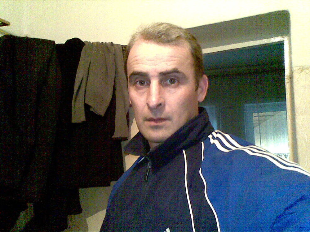  5670735  Assssss, 37 ,    