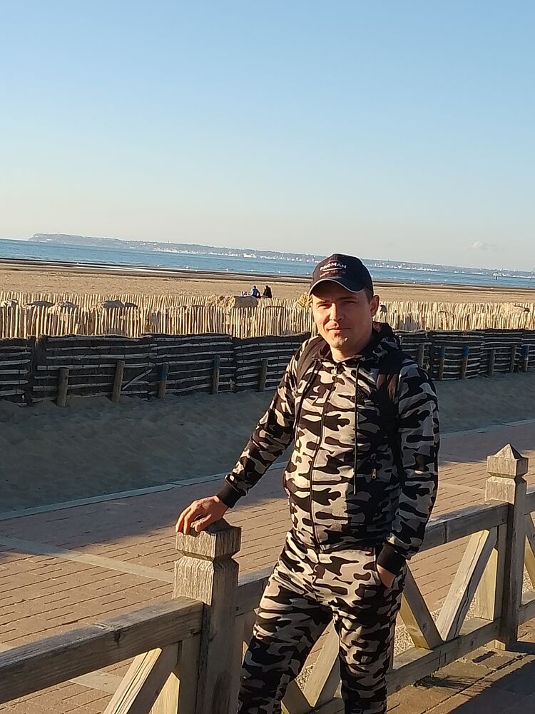  28362825  ALEXANDRU, 37 ,    