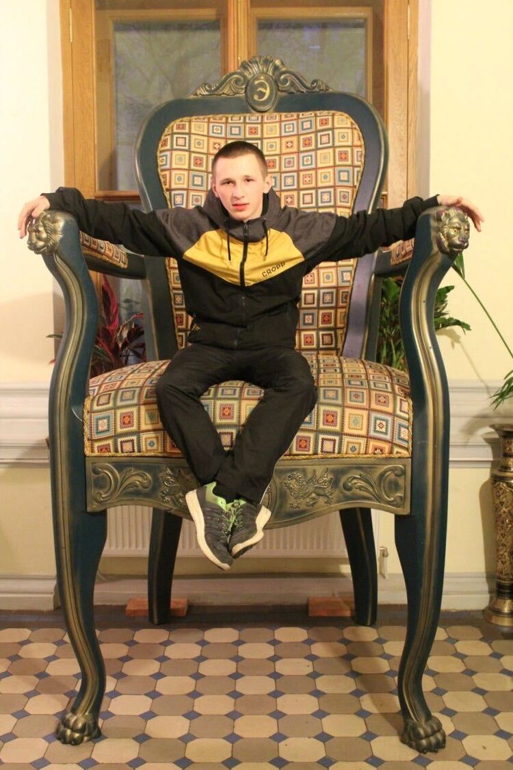  29510145  , 28 ,    -