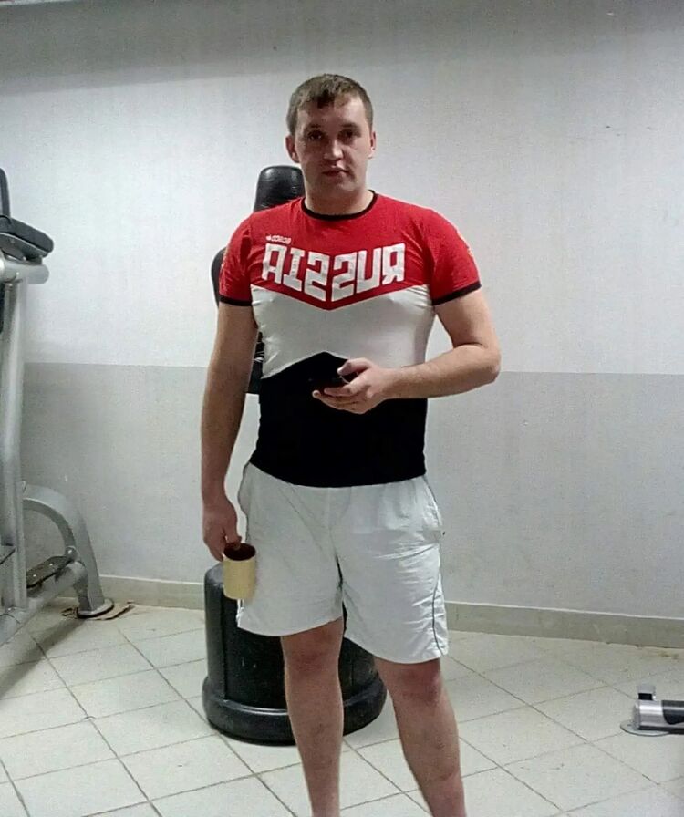  44273325  , 37 ,    --