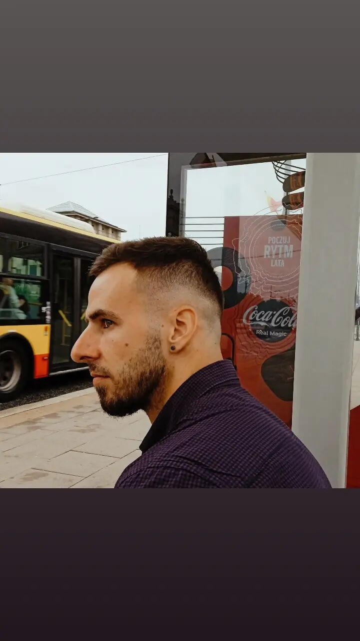  28210355  Slava, 30 ,    Bielany Wroclawskie