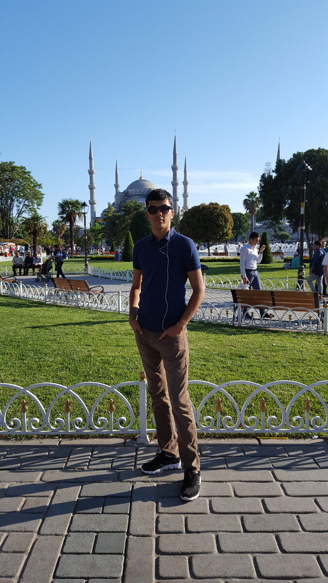  9026895  Yunus, 31 ,    