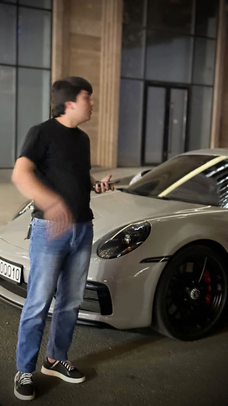  53480265  Tommy, 24 ,    