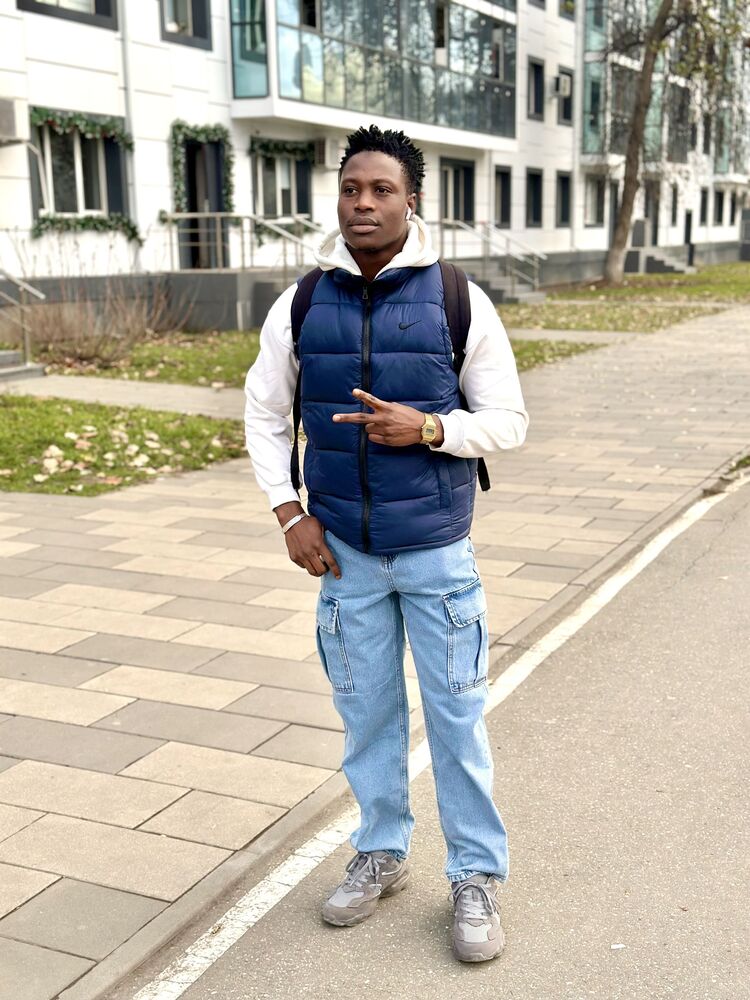 ���������� ������, ���� ������� Momo, 26 ���, ������������ ��� ������, ����� � ���������, c�������� ���������, ���������