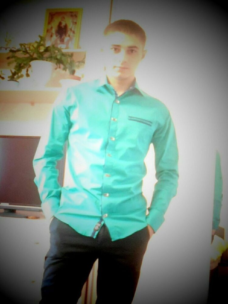  ,   Slavik, 32 ,   ,   , c 