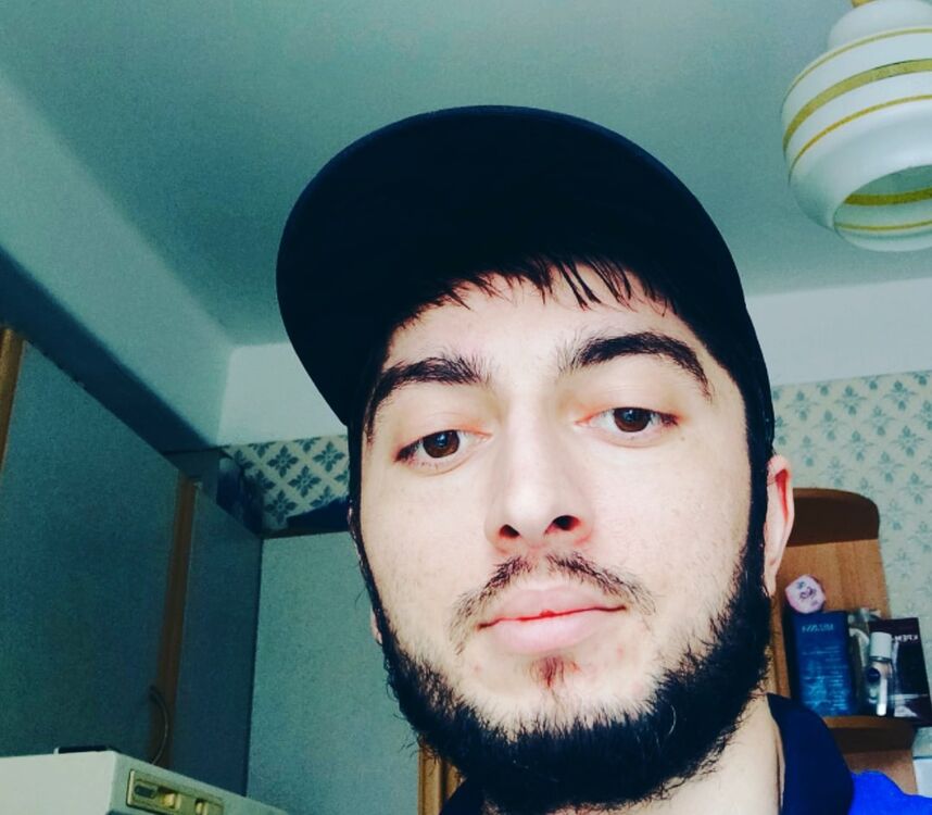  -,   Ruslan, 32 ,   ,   