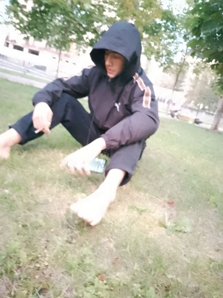  45858295  Zarif, 21 ,    
