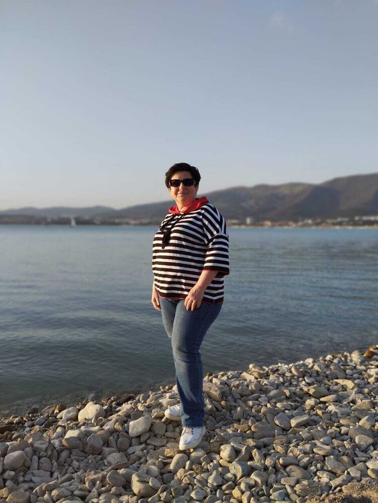  ,   Svetlana, 51 ,   c 