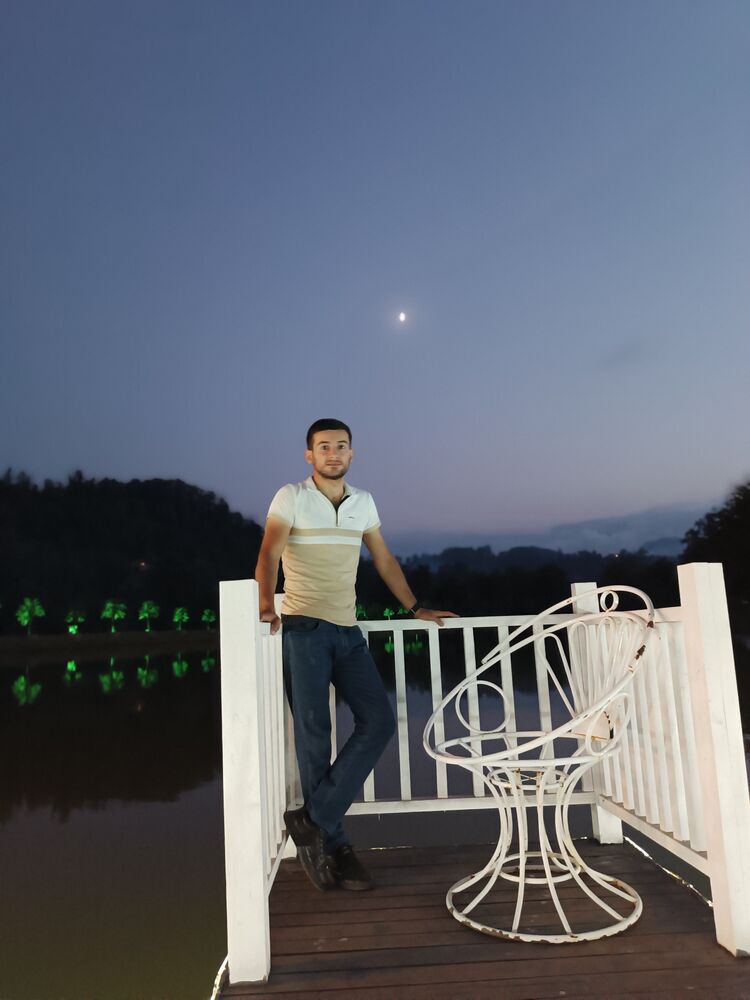  38082095  Vusal, 23 ,    