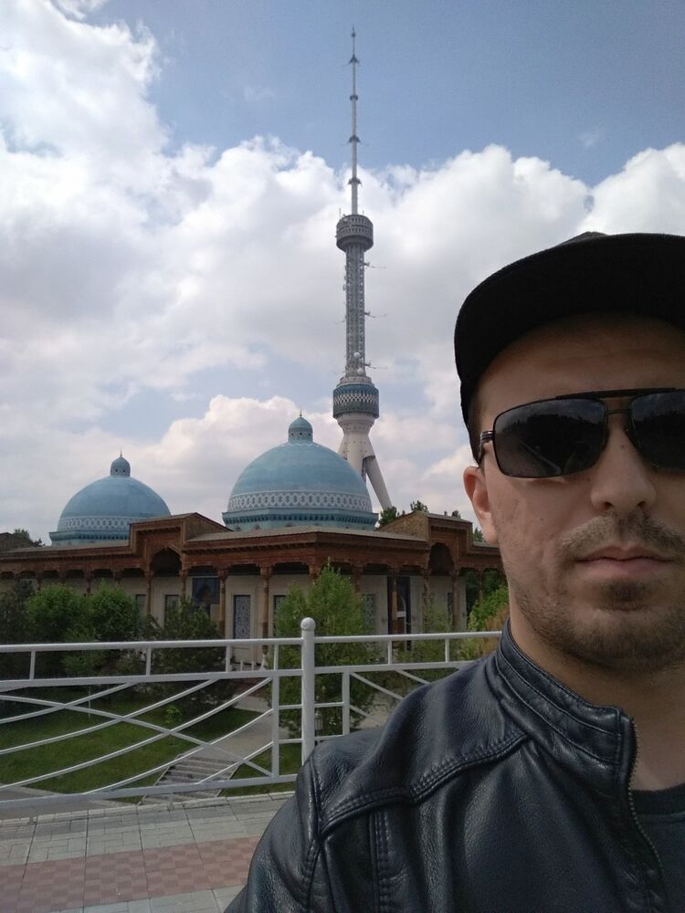  16009375  Rustam, 35 ,    