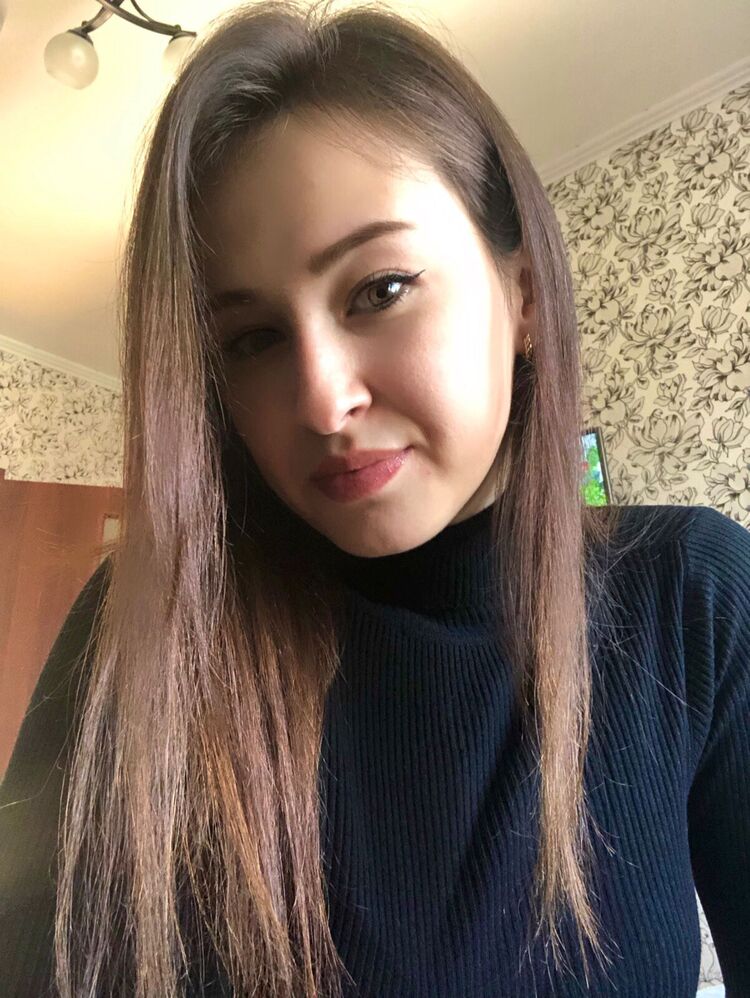  33047225  , 30 ,    -