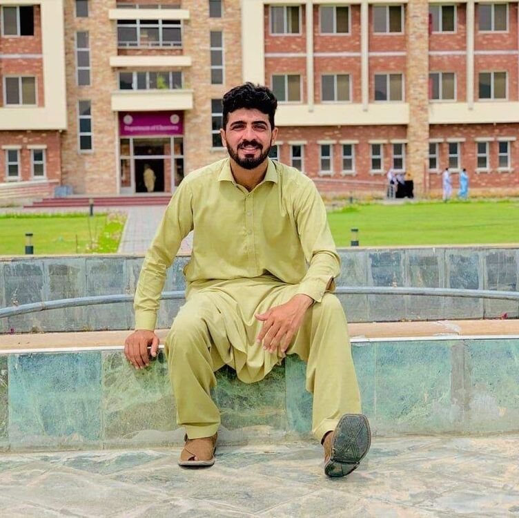  48583375  Junaid khan, 30 ,    