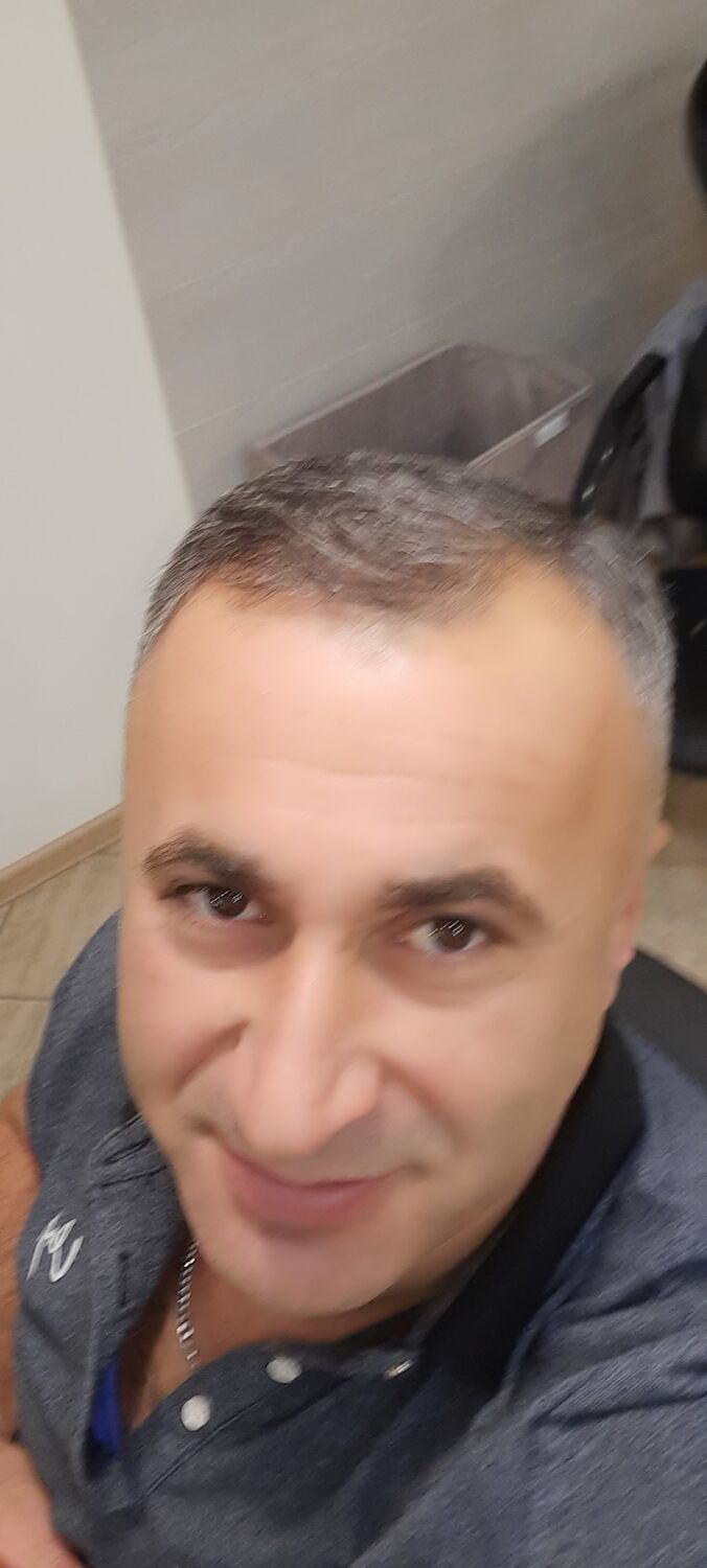  31960965  Zaur, 45 ,    
