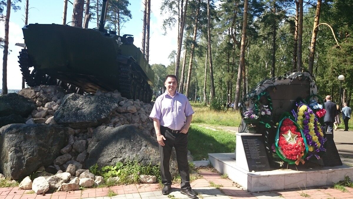 ,   Radik, 47 ,   ,   , c 
