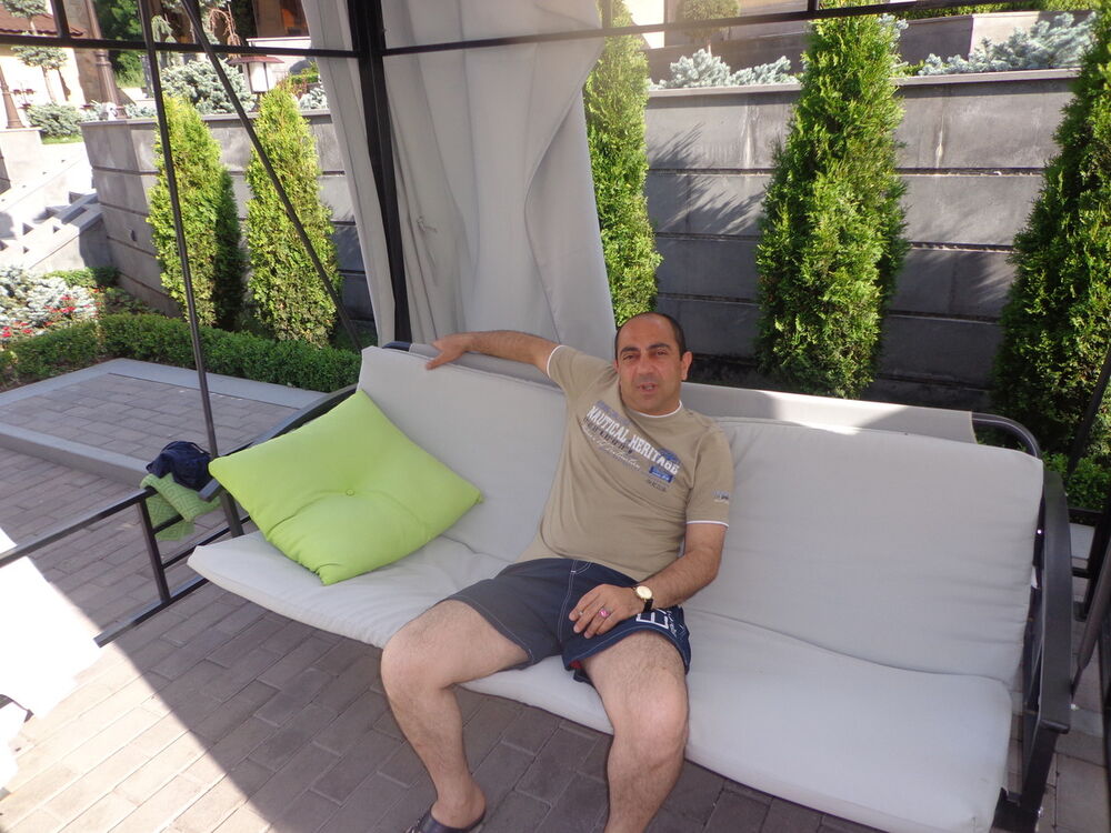  ,   Mels, 54 ,   ,   , c 