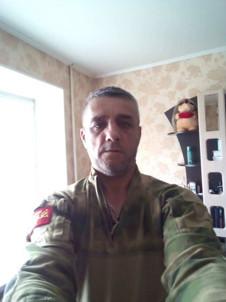  42763945  , 49 ,    