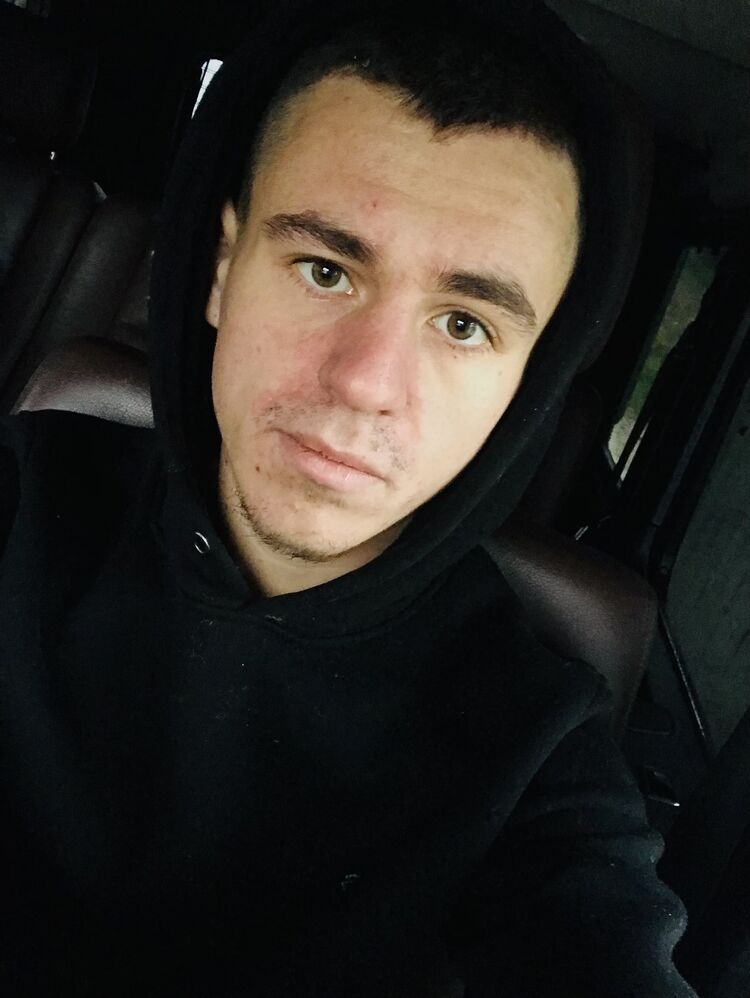  ,   Iliescu Cata, 25 ,   ,   