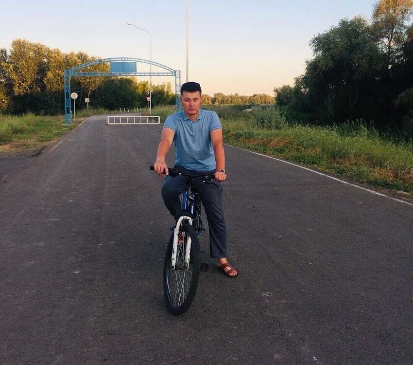  ,   Nurik, 35 ,   ,   