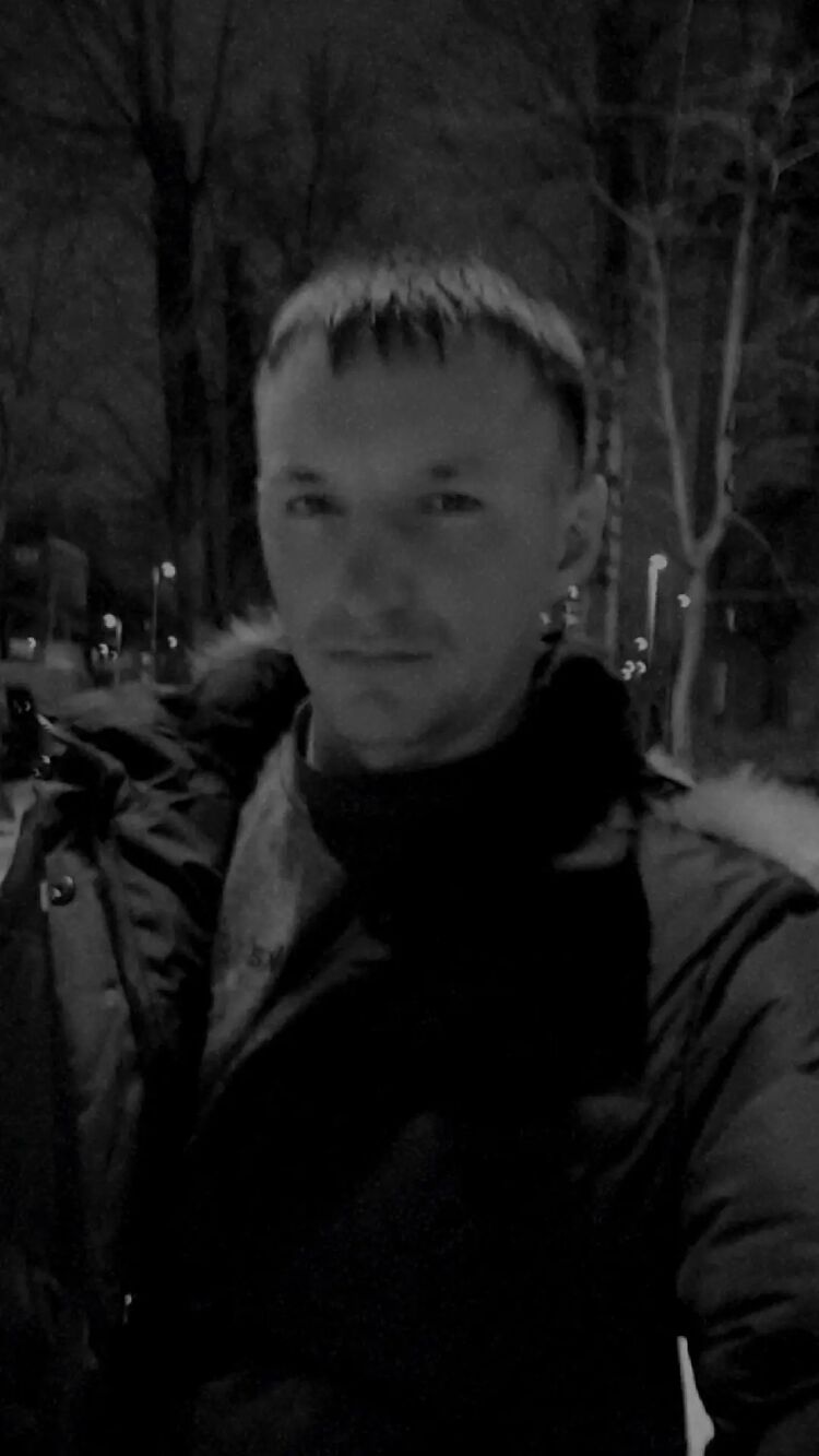  31967435  , 35 ,    -