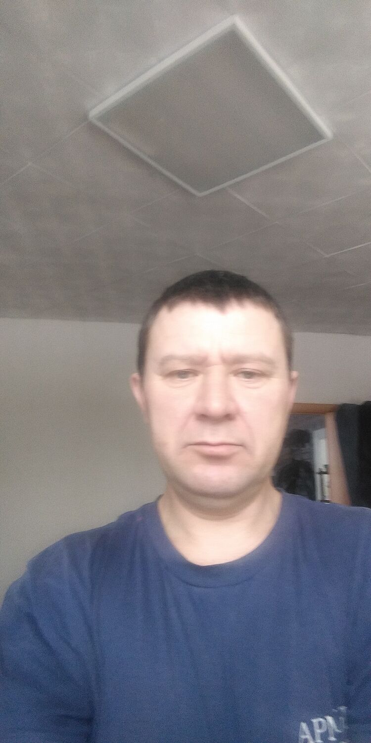  25745995  , 48 ,    