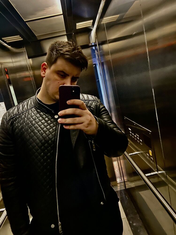  ,   Erion, 28 ,   ,   , 