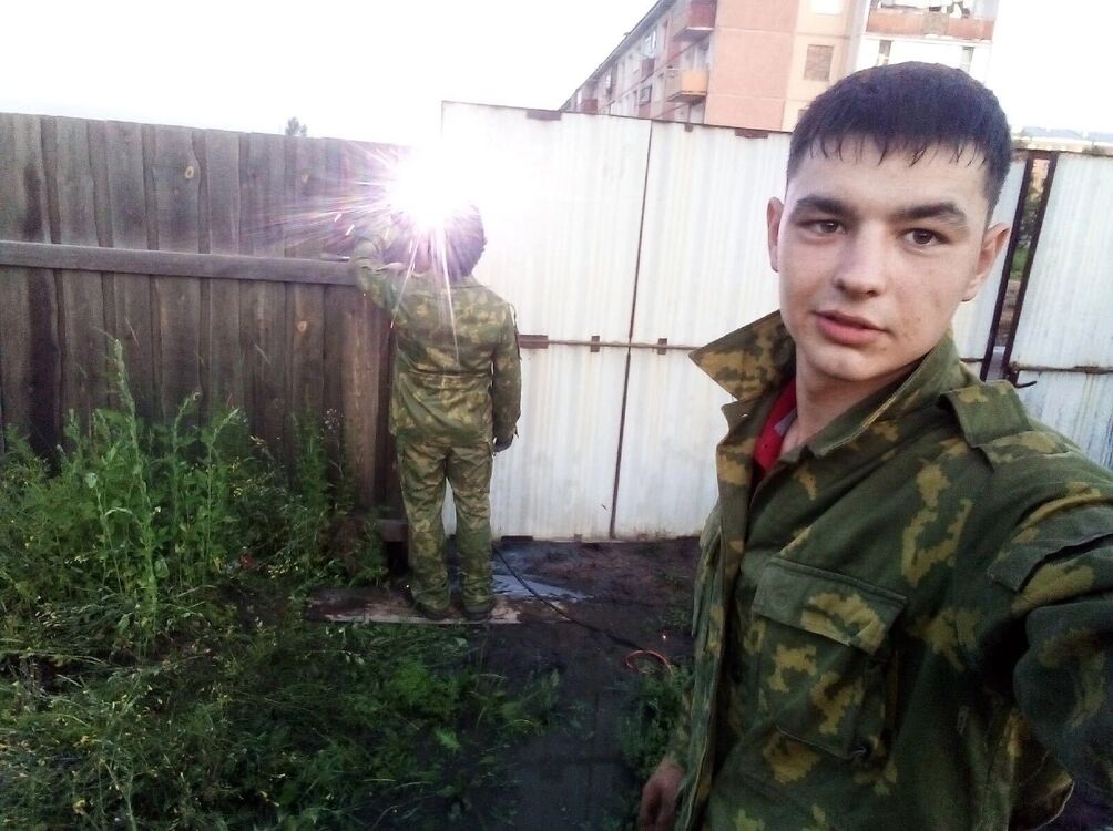  37672935  , 23 ,    --