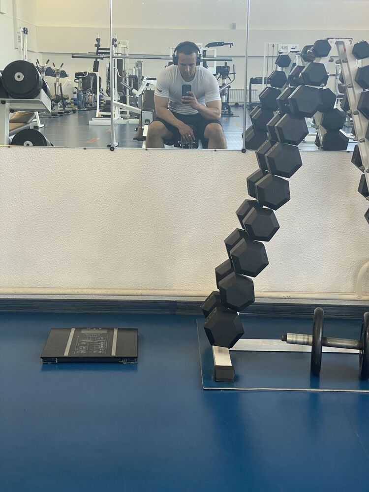 27574915  , 29 ,    