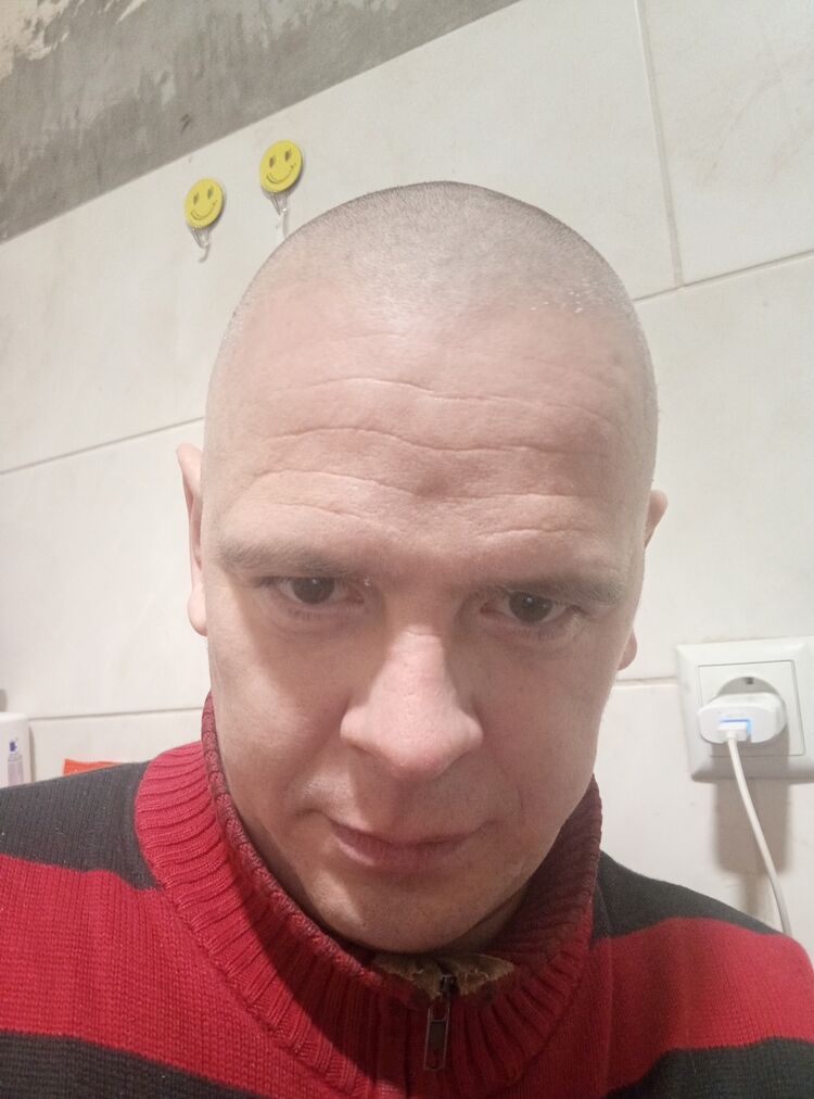  49388605  , 38 ,    
