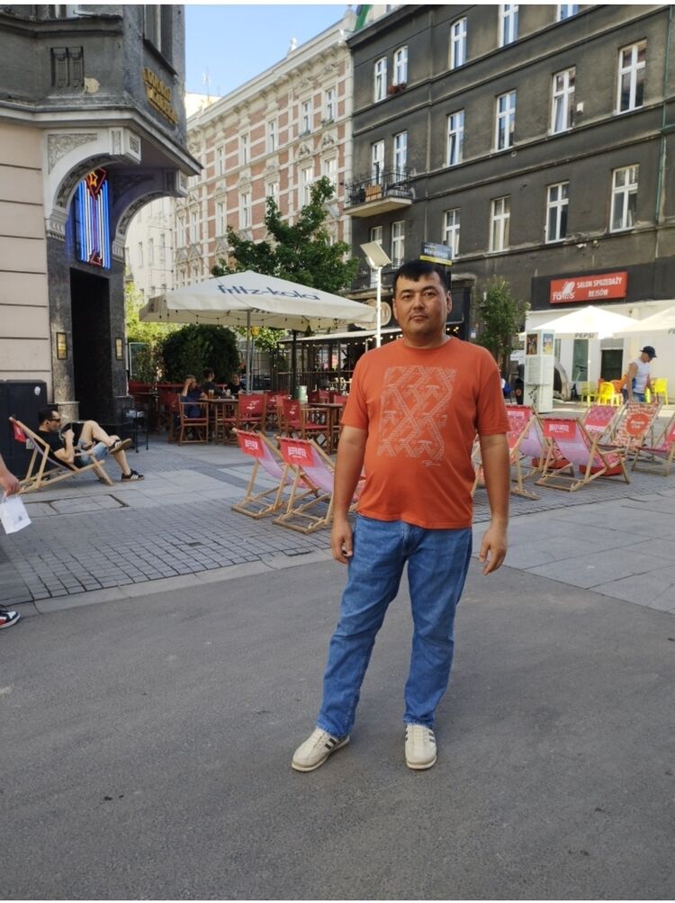  53045645  , 37 ,    