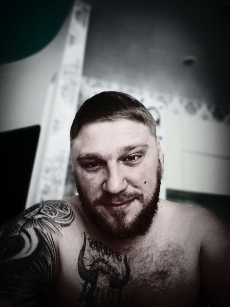  ,   Djony, 36 ,   ,   