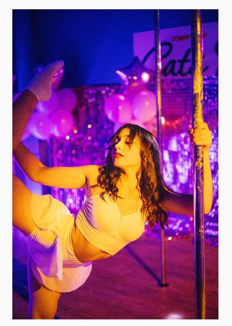  ,   , 21 ,   c 