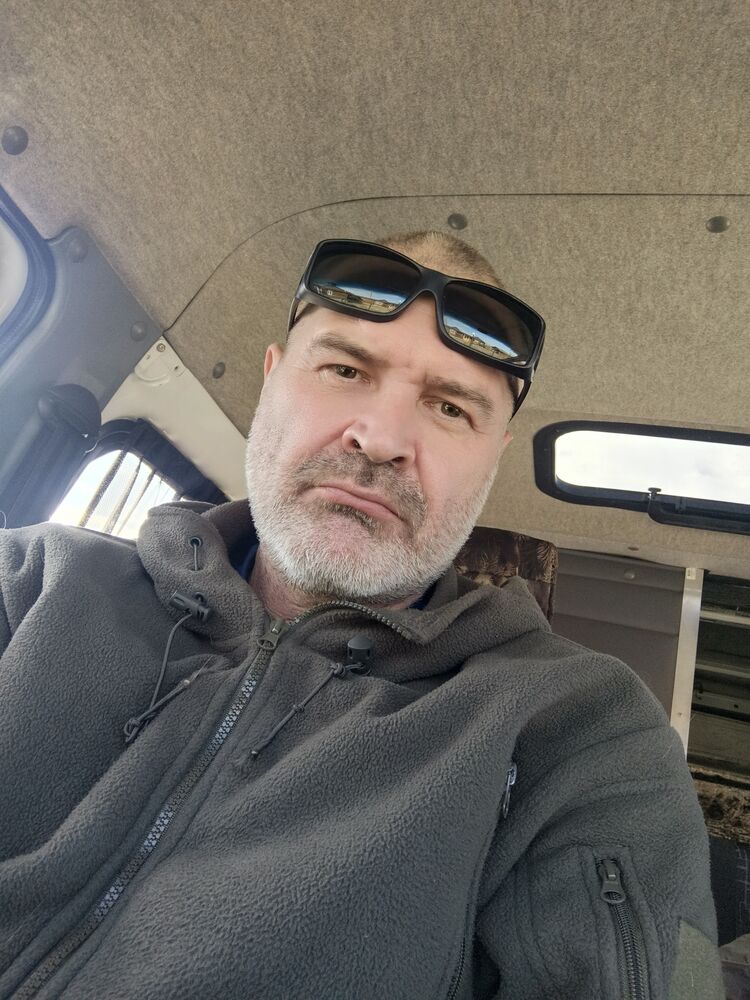  46931835  , 53 ,    -