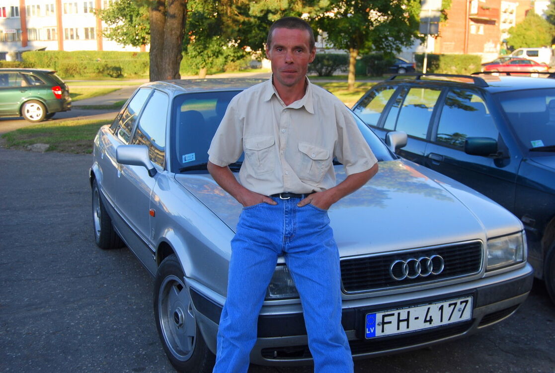  ,   Jurij, 54 ,     , c 