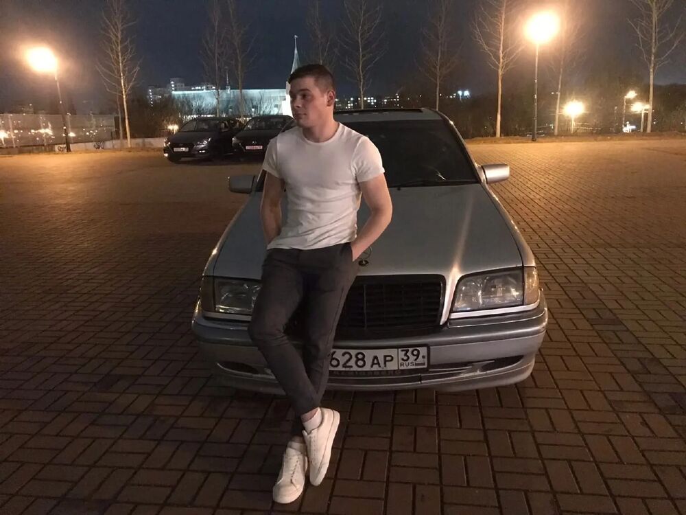  31204695  Egor, 28 ,    