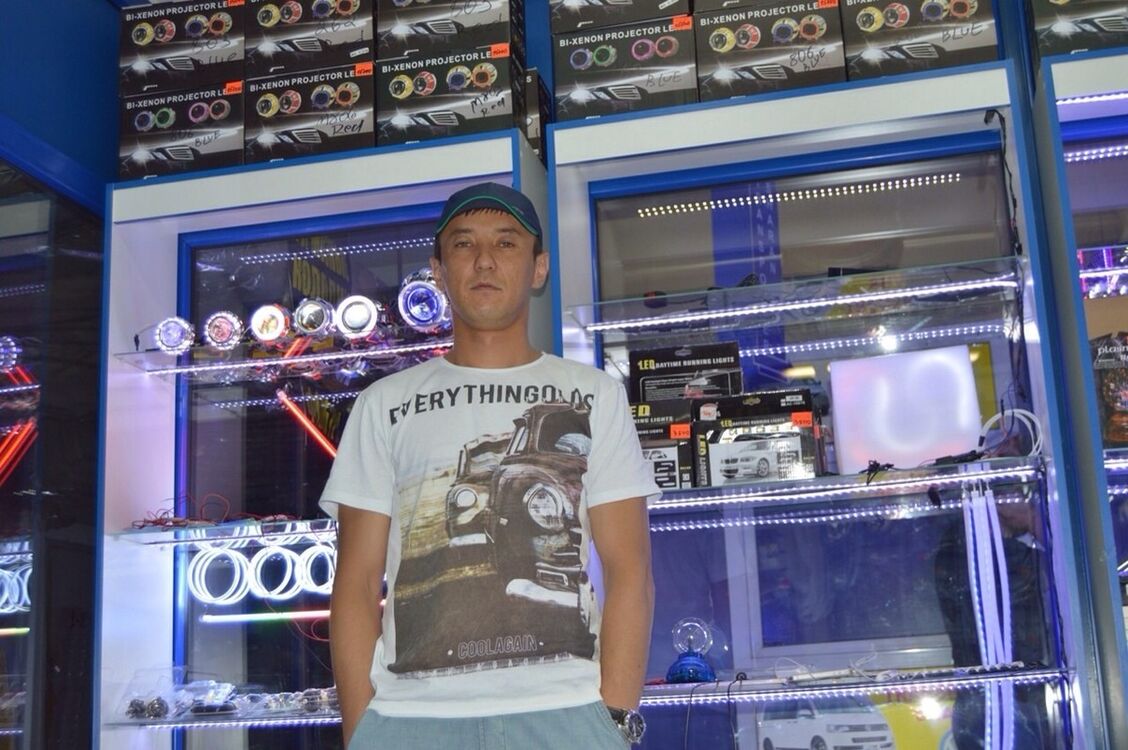  6025415  Car Mart, 42 ,    
