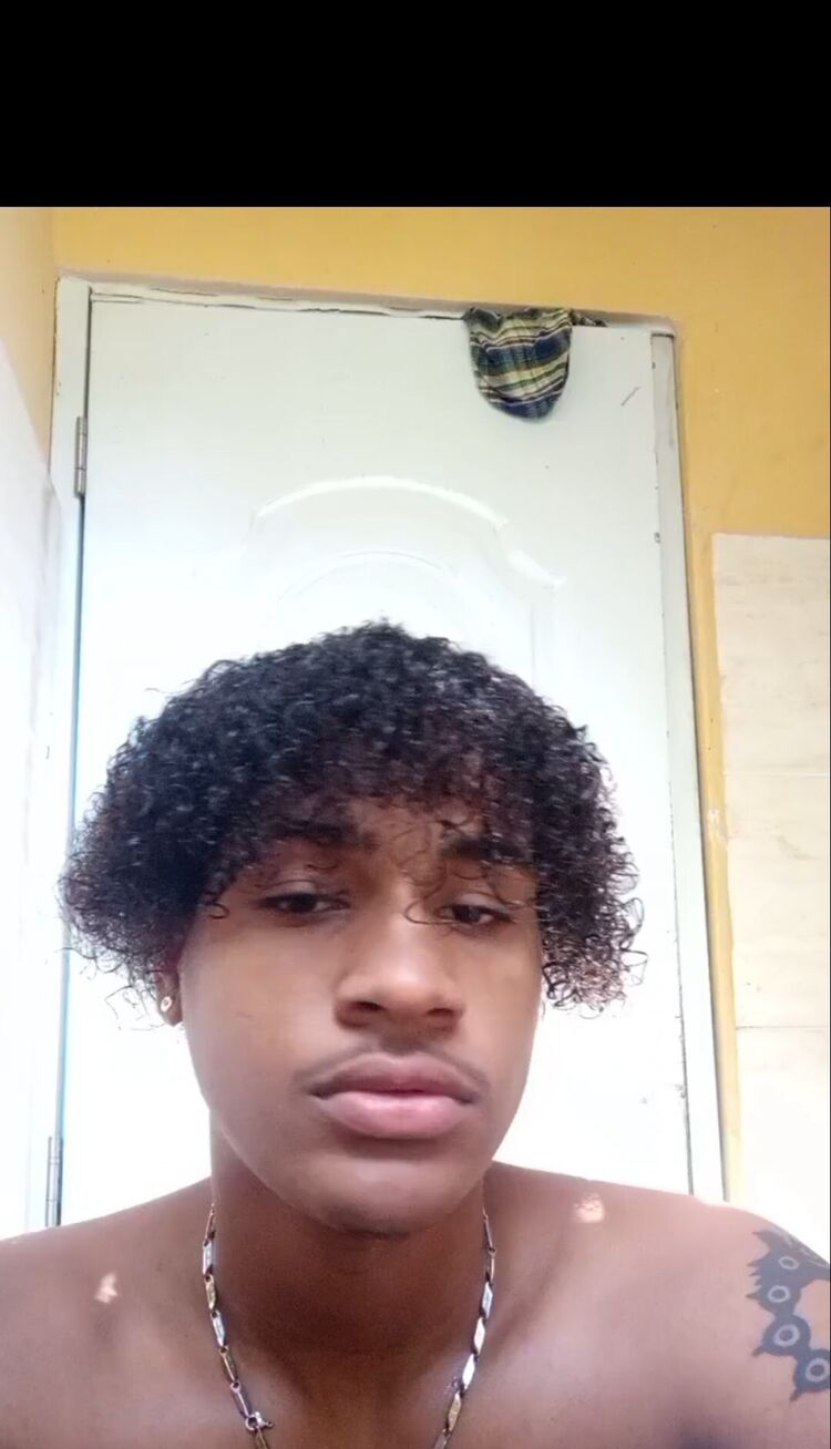  -,   Yasiel, 19 ,   ,   