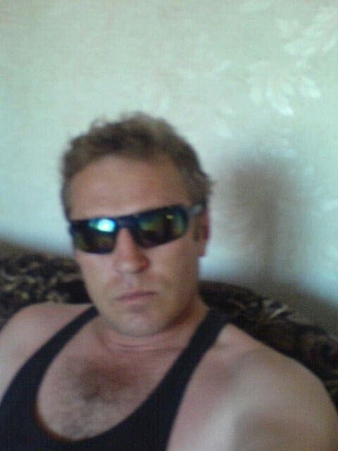  35593995  , 61 ,    