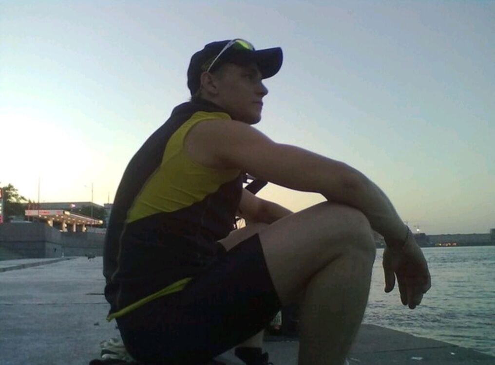  -,   Ilia, 36 ,   ,   , c , 