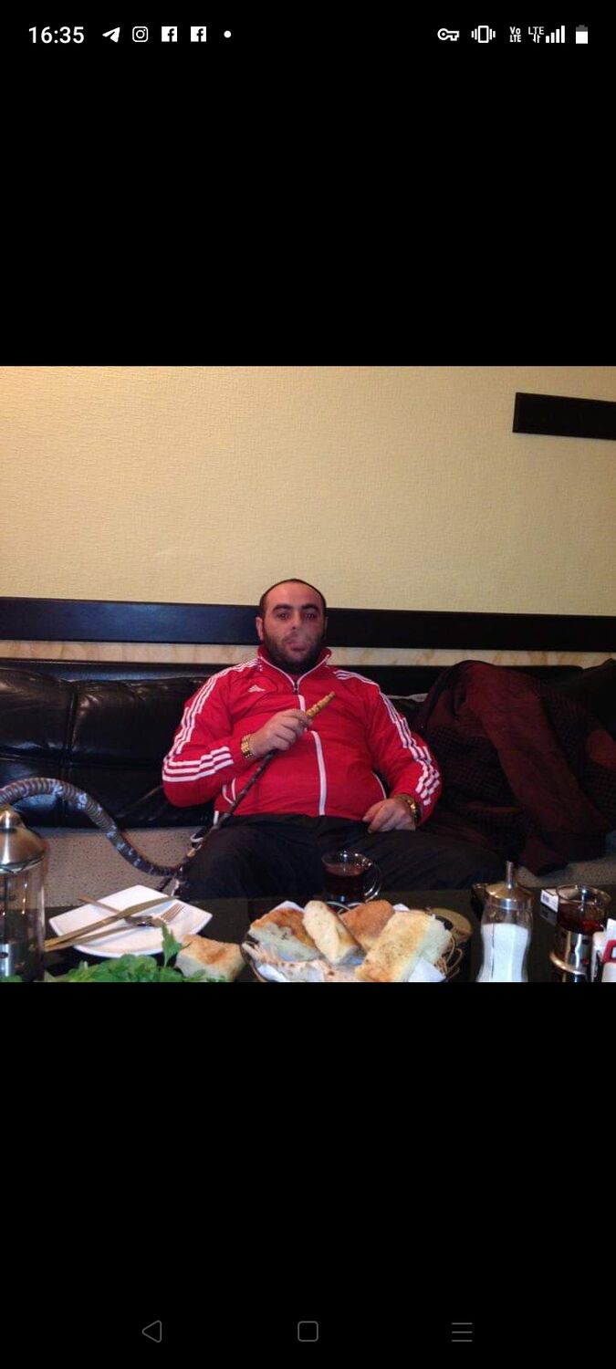  ,   Vova, 35 ,   ,   
