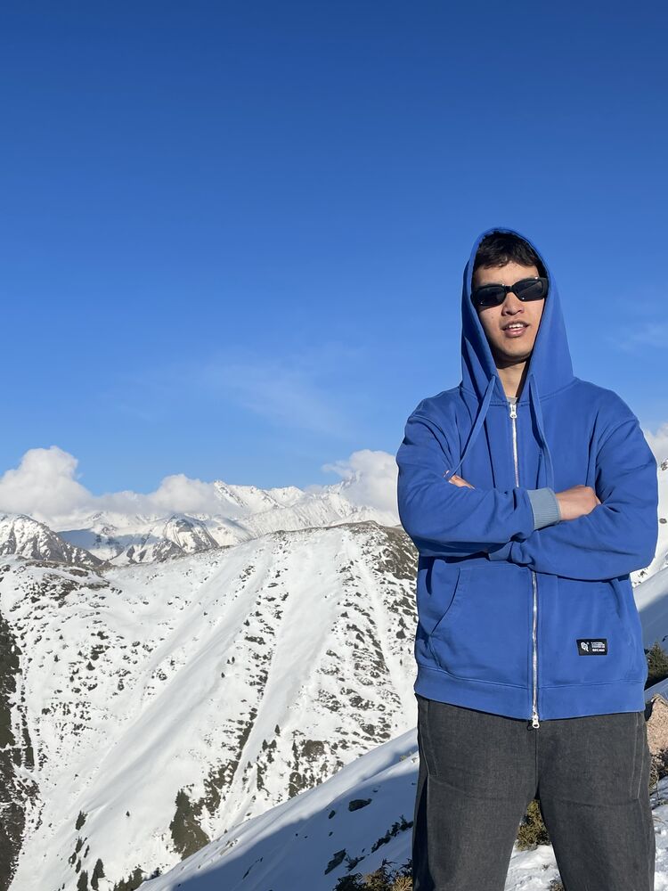  51069175  Alihan, 19 ,    