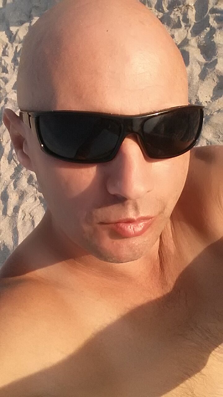  ,   ALEX, 42 ,   ,   