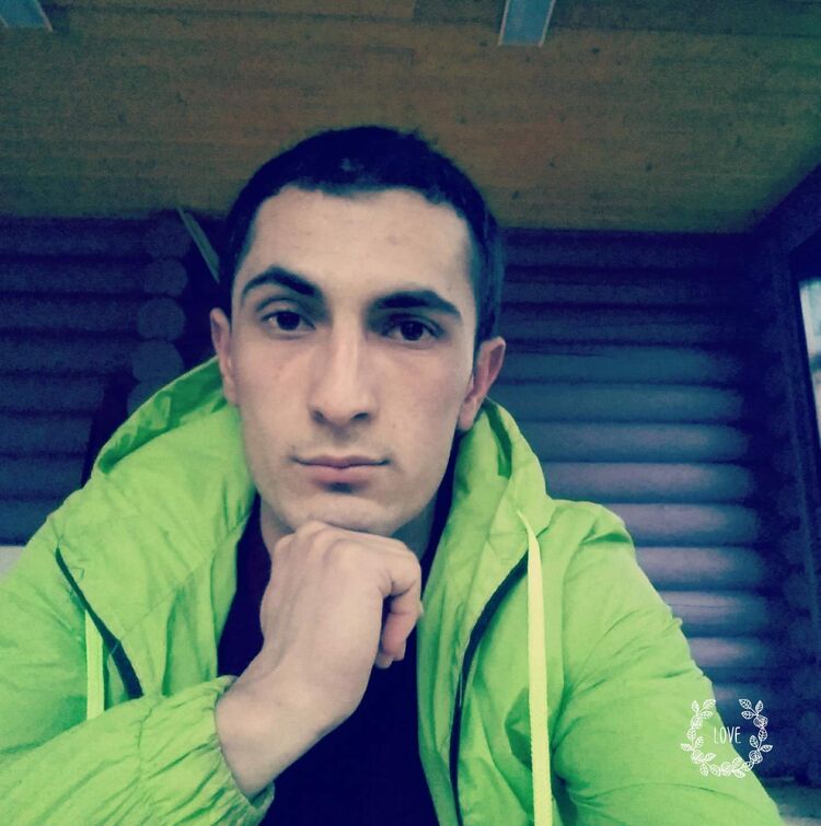  35846715  , 30 ,    