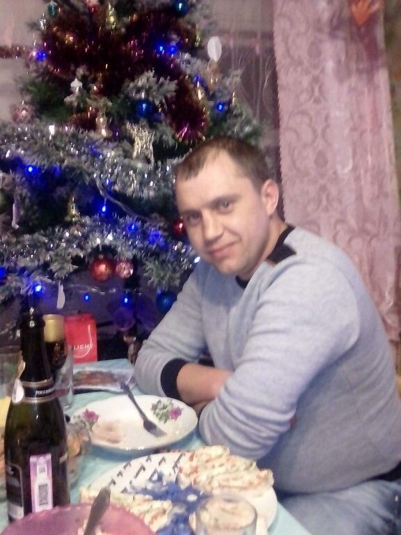 ���� 18271055 ������� ������, 32 ����, ���� ���������� � �����