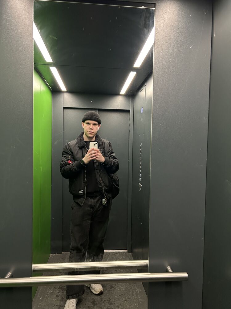  52282745  , 21 ,    